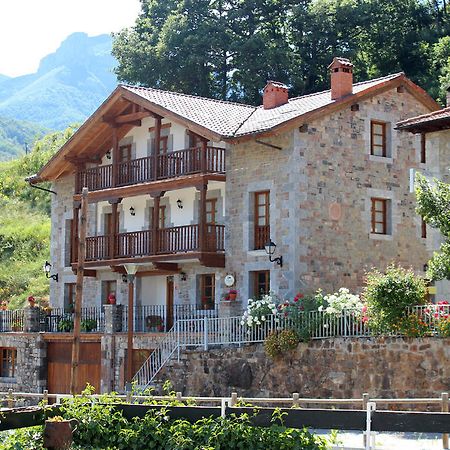 Posada Sobrevilla Espinama Exterior photo