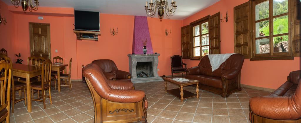 Posada Sobrevilla Espinama Exterior photo