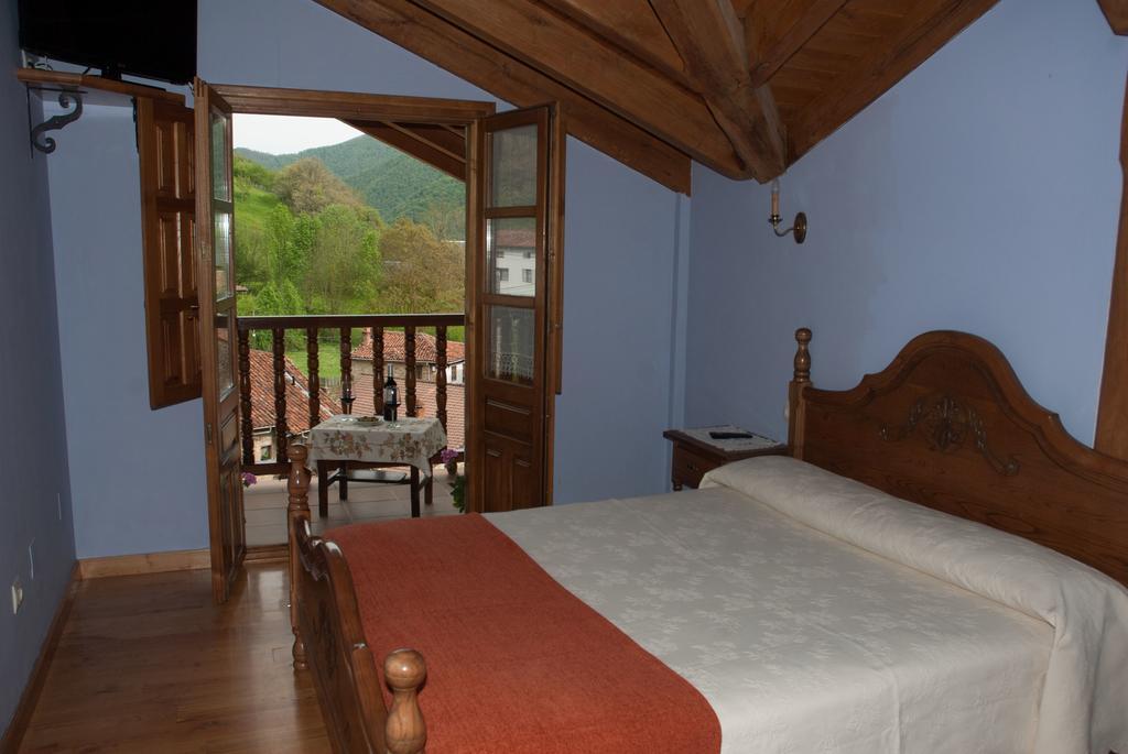 Posada Sobrevilla Espinama Exterior photo