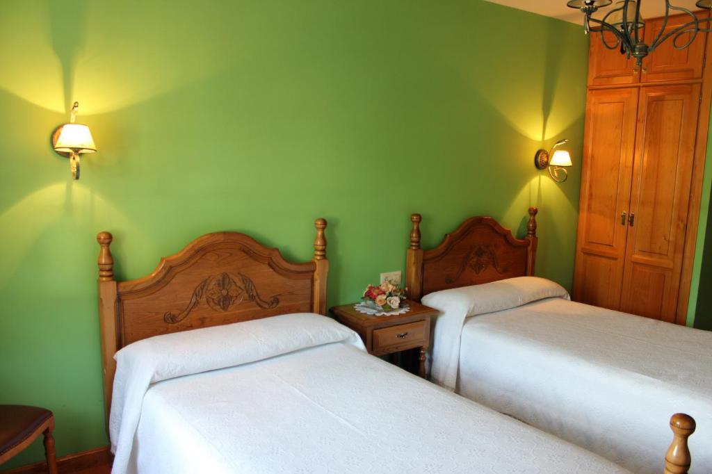 Posada Sobrevilla Espinama Room photo
